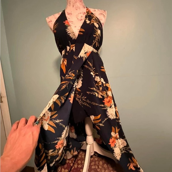 Hot Rogue Slit Maxie Dress - Picture 2 of 3